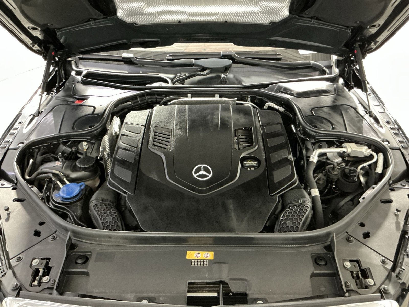 Used 2019 Mercedes-Benz S 560 4MATIC Sedan image 36