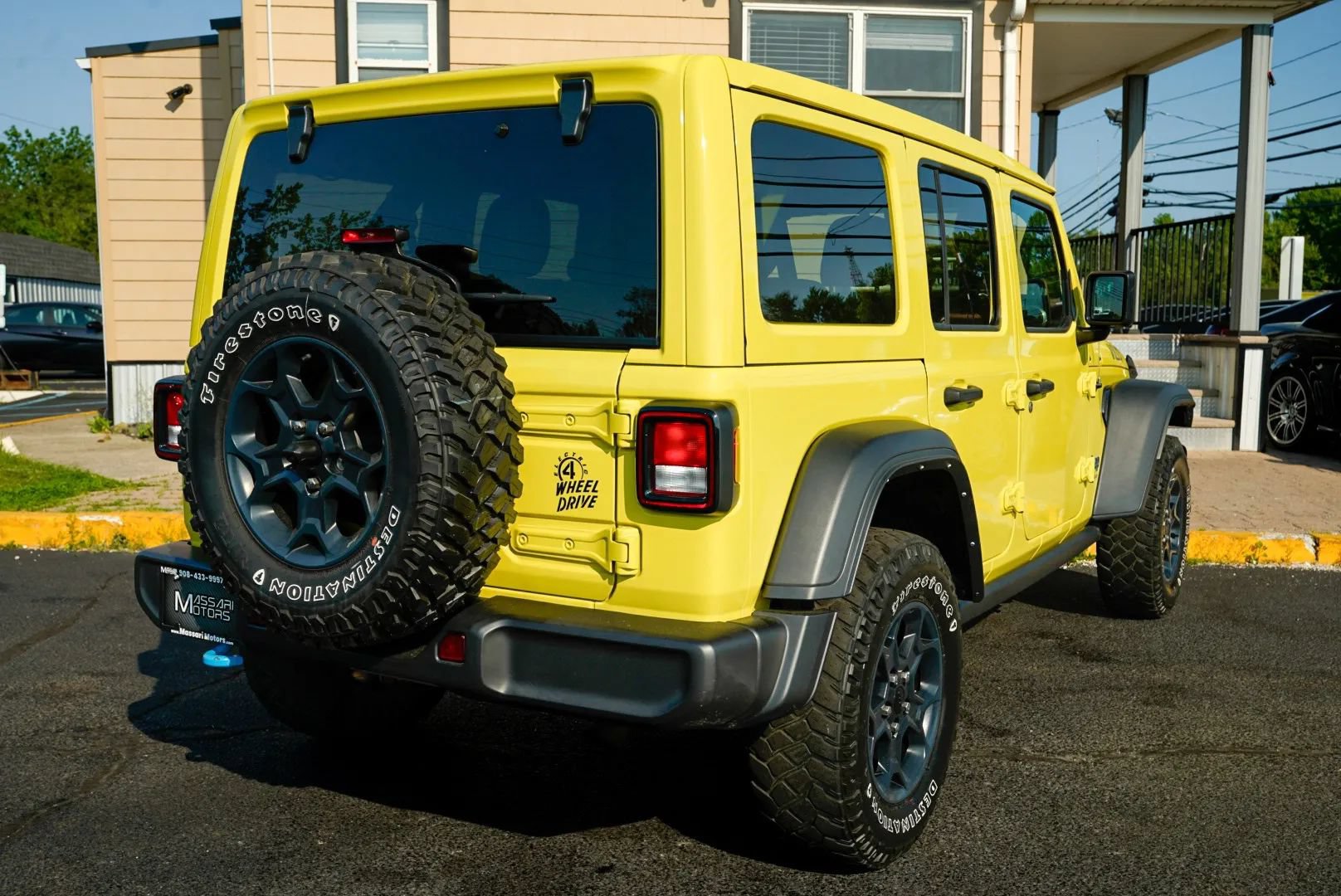 Used 2023 Jeep Wrangler Unlimited w/ Sun & Screen Package AWD/4WD image 5