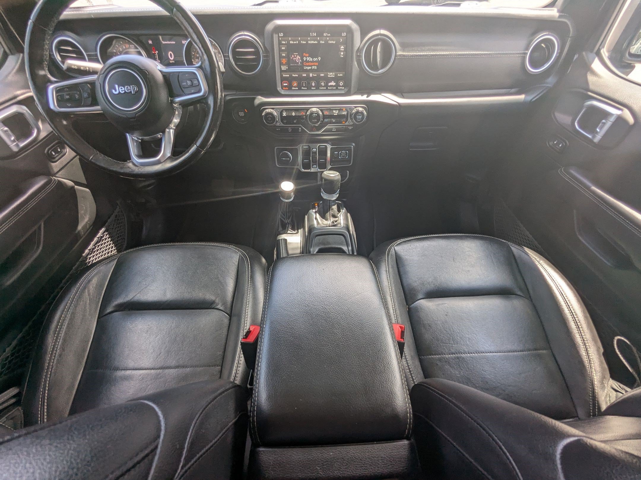 Used 2020 Jeep Gladiator Overland w/ Popular Equipment Package AWD/4WD image 27