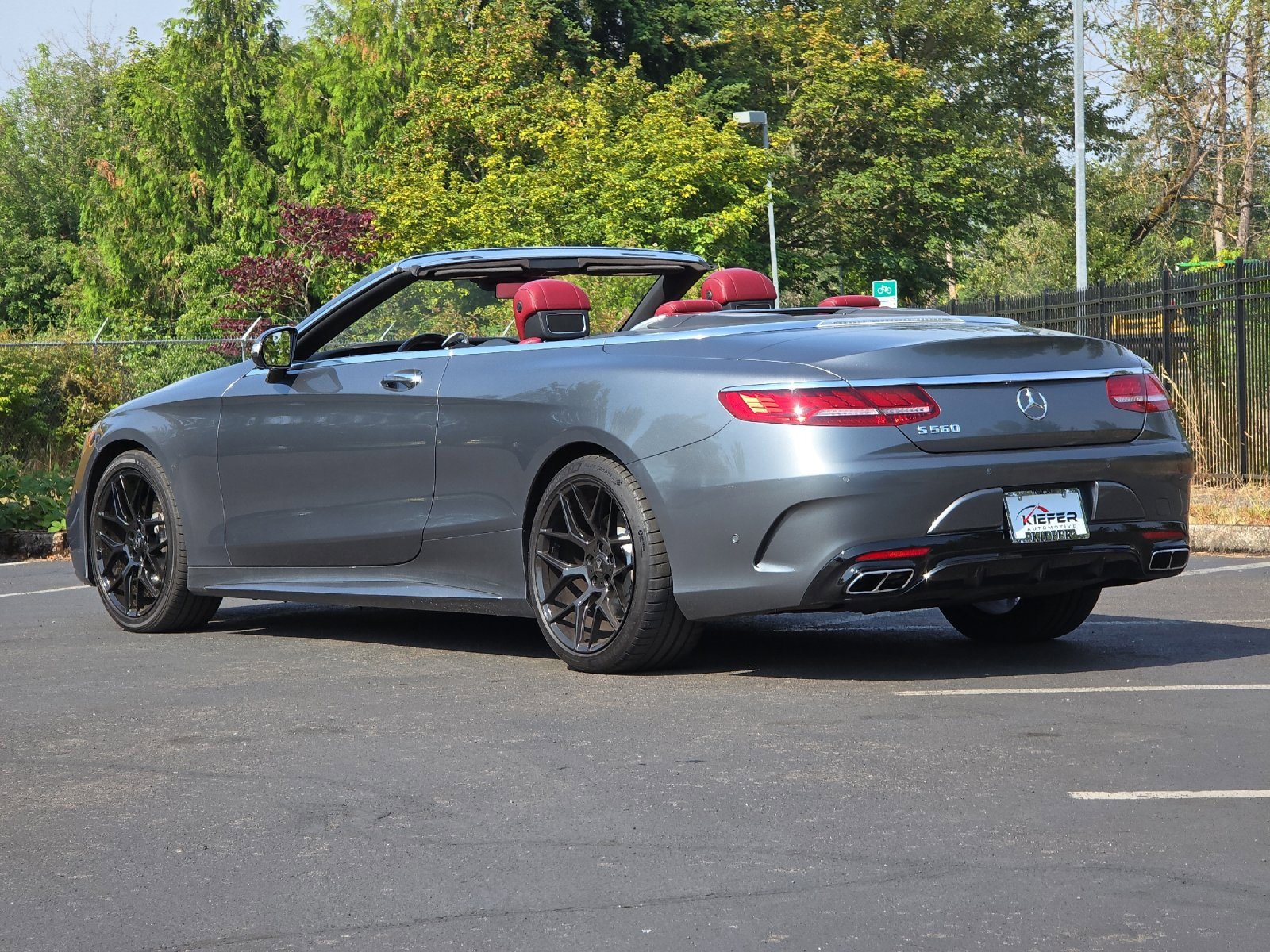 Used 2019 Mercedes-Benz S 560 Cabriolet image 6