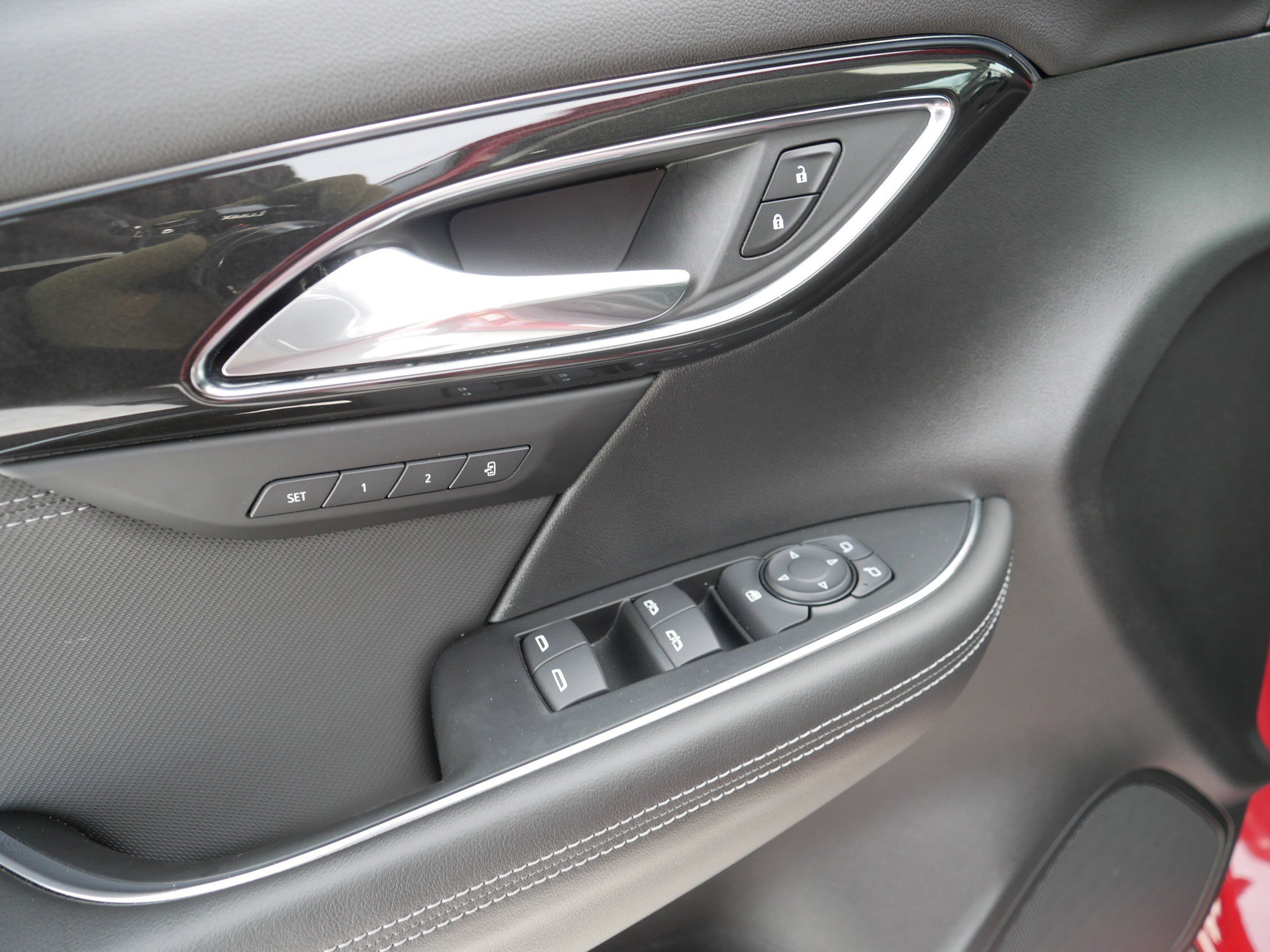 Certified 2025 Buick Envision Preferred image 19