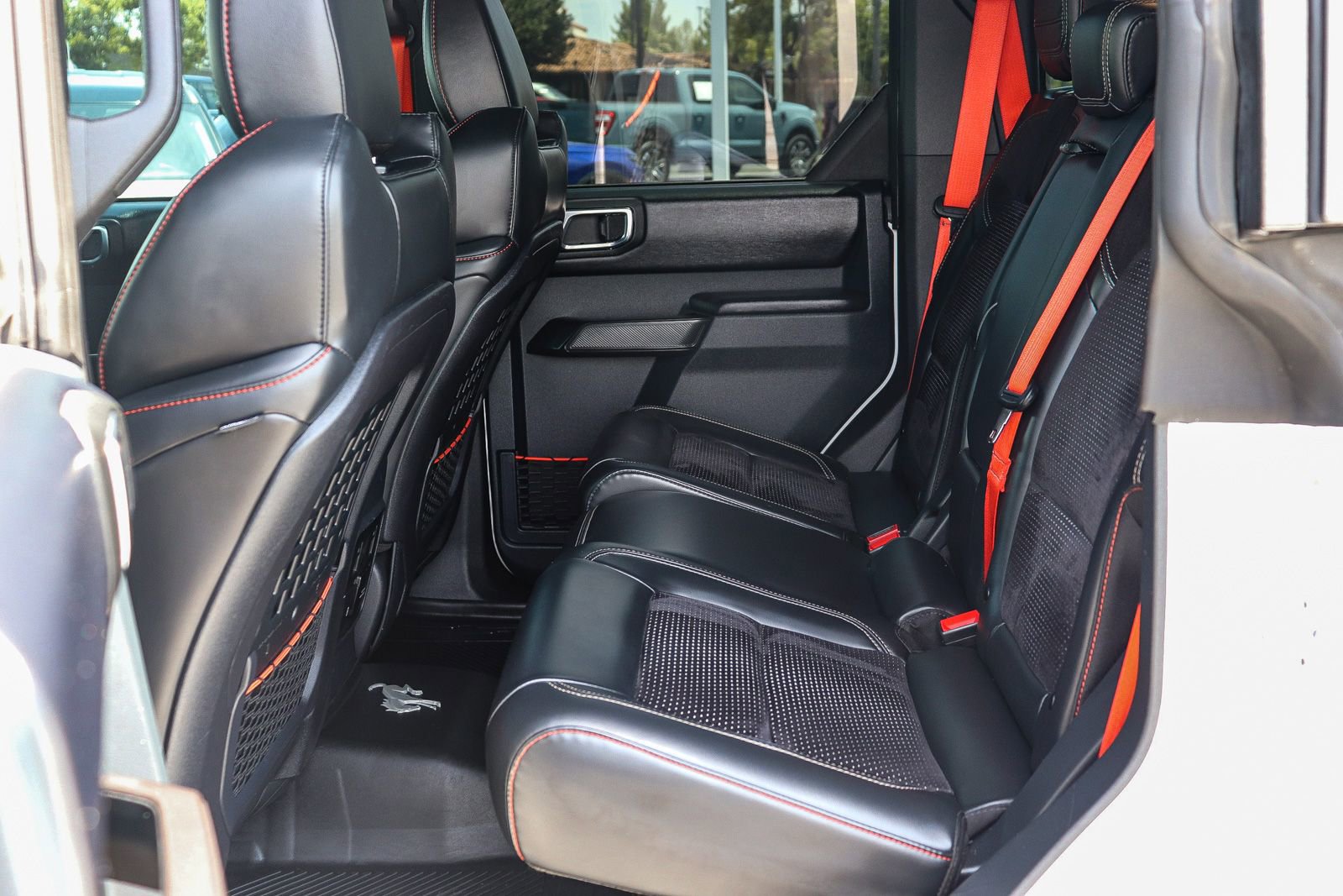 Certified 2024 Ford Bronco Raptor w/ Interior Carbon Fiber Pack 6 AWD/4WD image 17