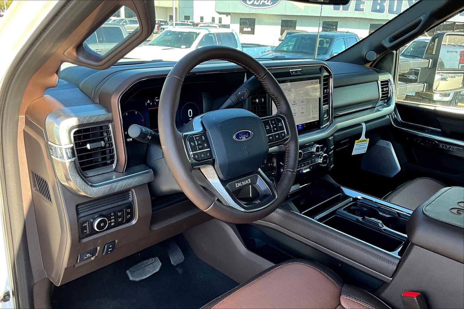 New 2025 Ford F350 King Ranch w/ FX4 Off-Road Package image 8