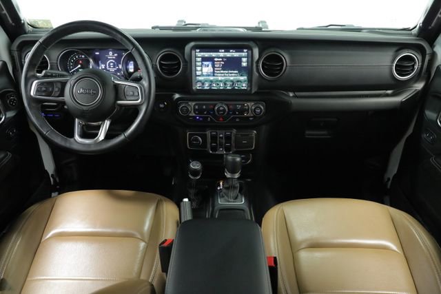 Used 2022 Jeep Wrangler Unlimited Sahara w/ Cold Weather Group image 11