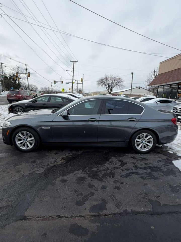 Used 2015 BMW 528i Sedan image 2