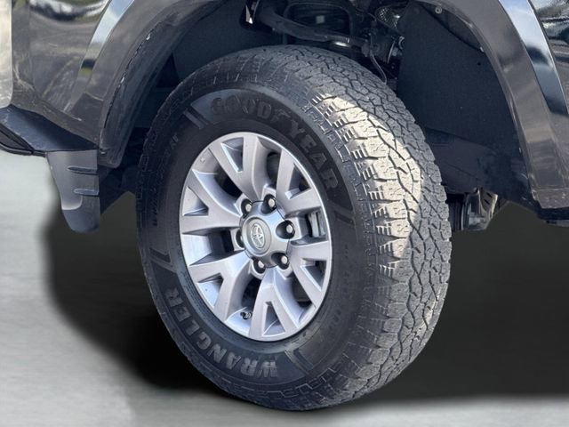 Used 2018 Toyota Tacoma SR5 image 45