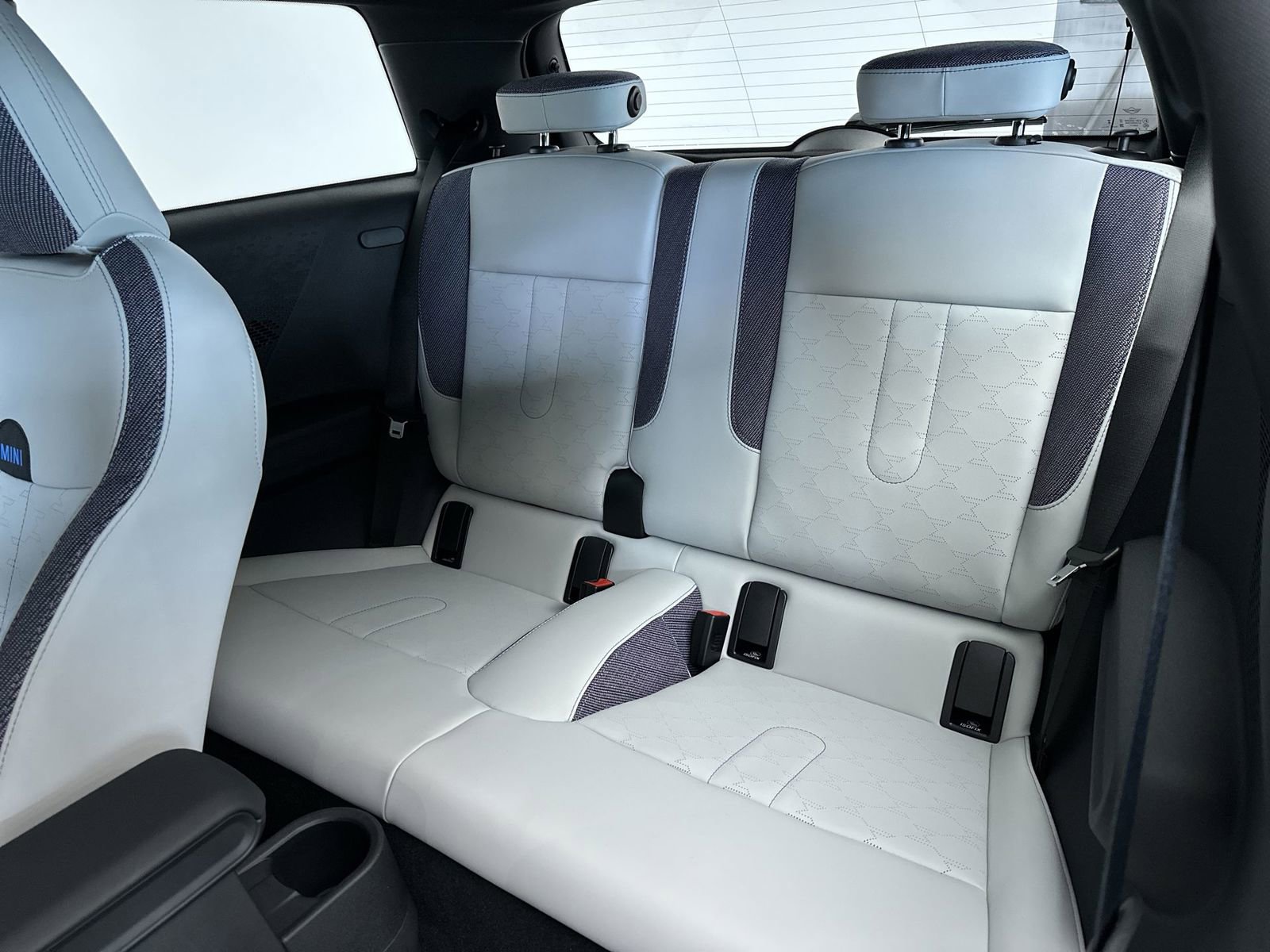 New 2026 MINI Cooper 2-Door Hardtop FWD image 23