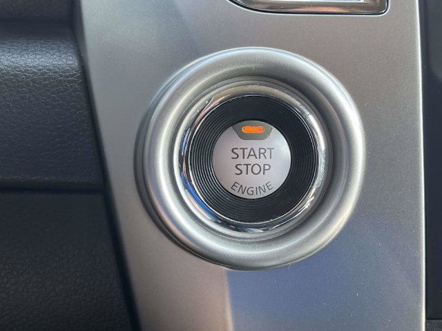 Used 2019 Nissan Titan SL RWD image 33