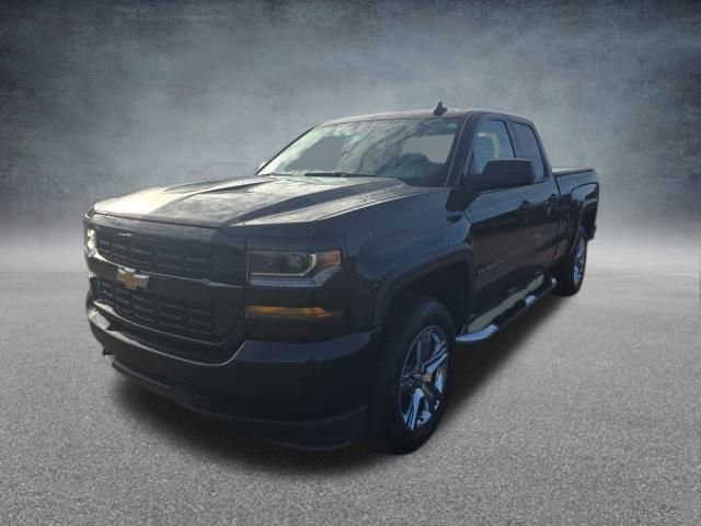 Used 2018 Chevrolet Silverado 1500 Custom w/ Custom Value Package image 6
