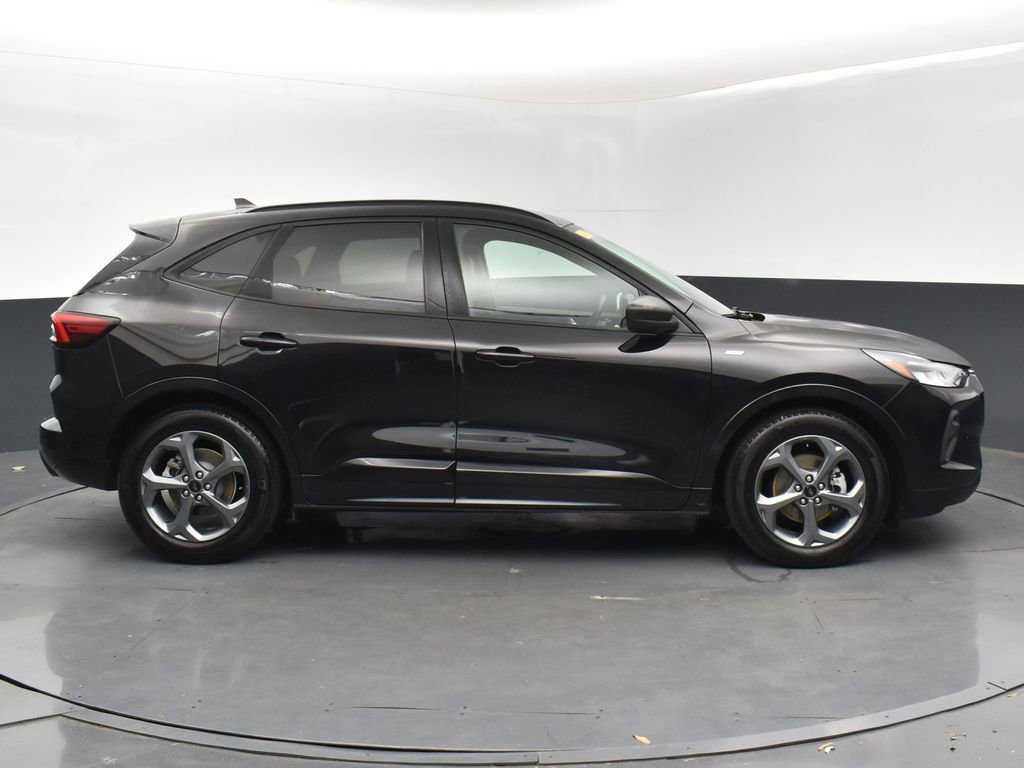 Used 2023 Ford Escape ST-Line w/ Tech Pack #1 image 8