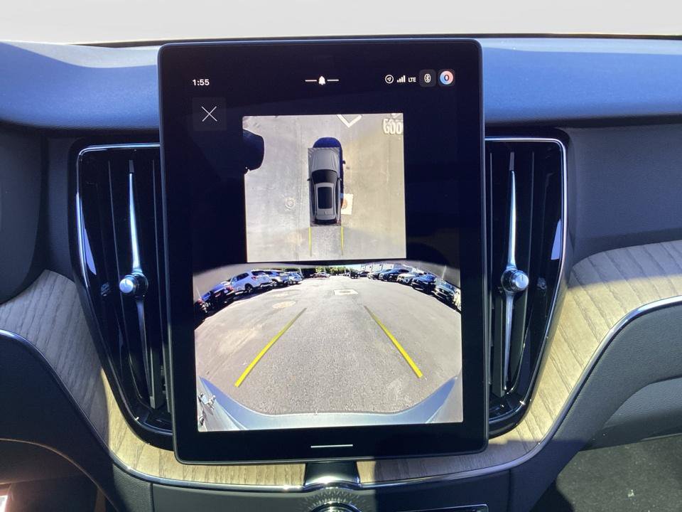 New 2027 Volvo XC60 B5 Plus AWD/4WD image 19