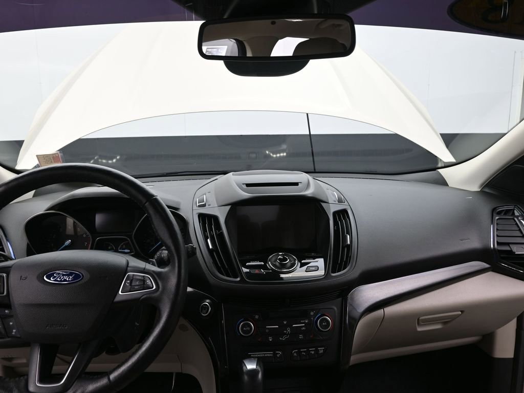 Used 2018 Ford Escape Titanium w/ Ford Safe & Smart Package image 23