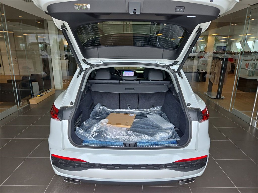 New 2025 Audi Q5 Premium image 25