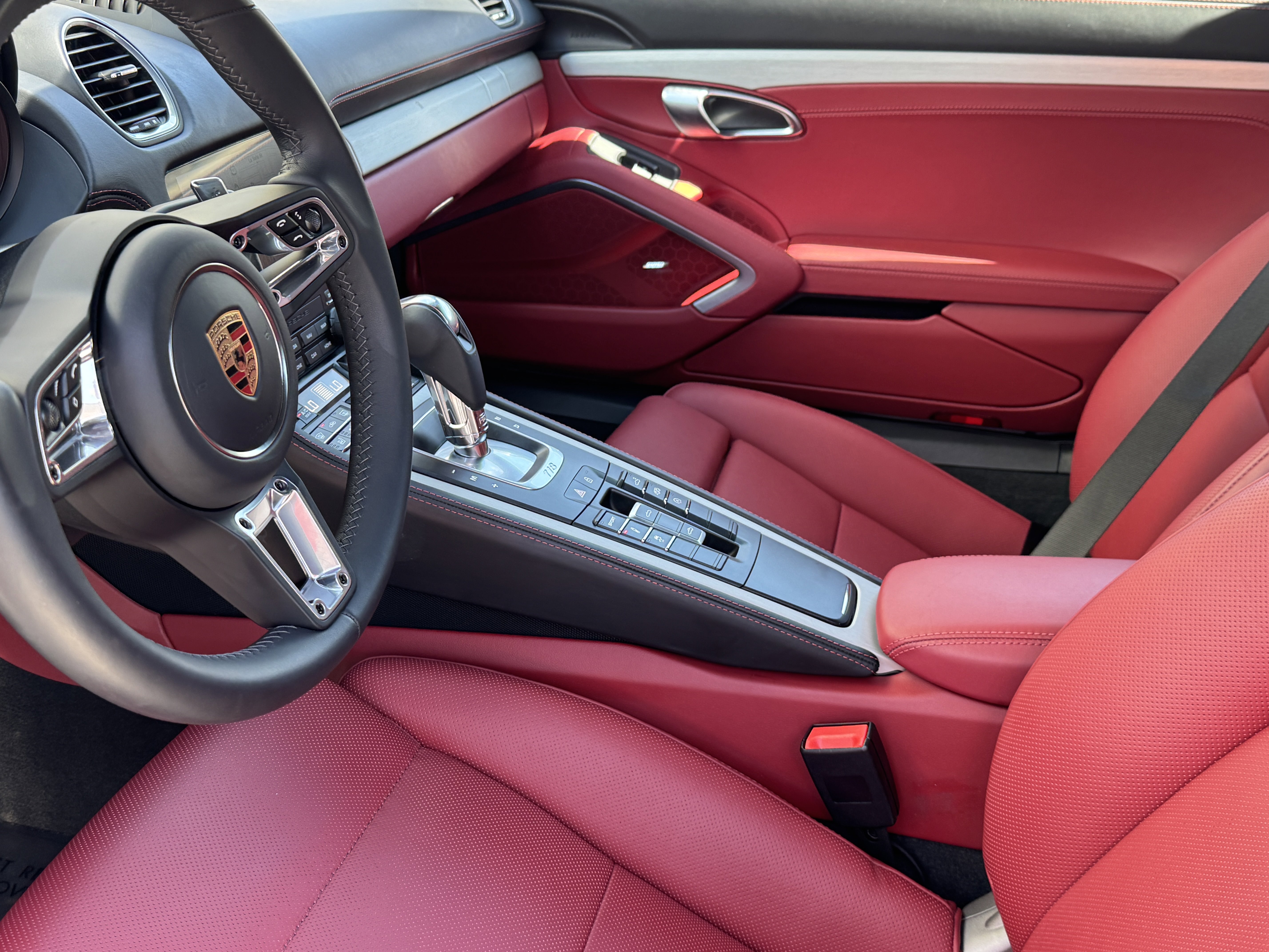 Certified 2025 Porsche 718 Boxster S image 4
