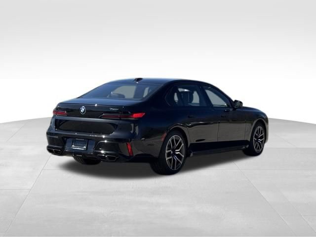 New 2026 BMW 760i xDrive w/ Premium Package image 6