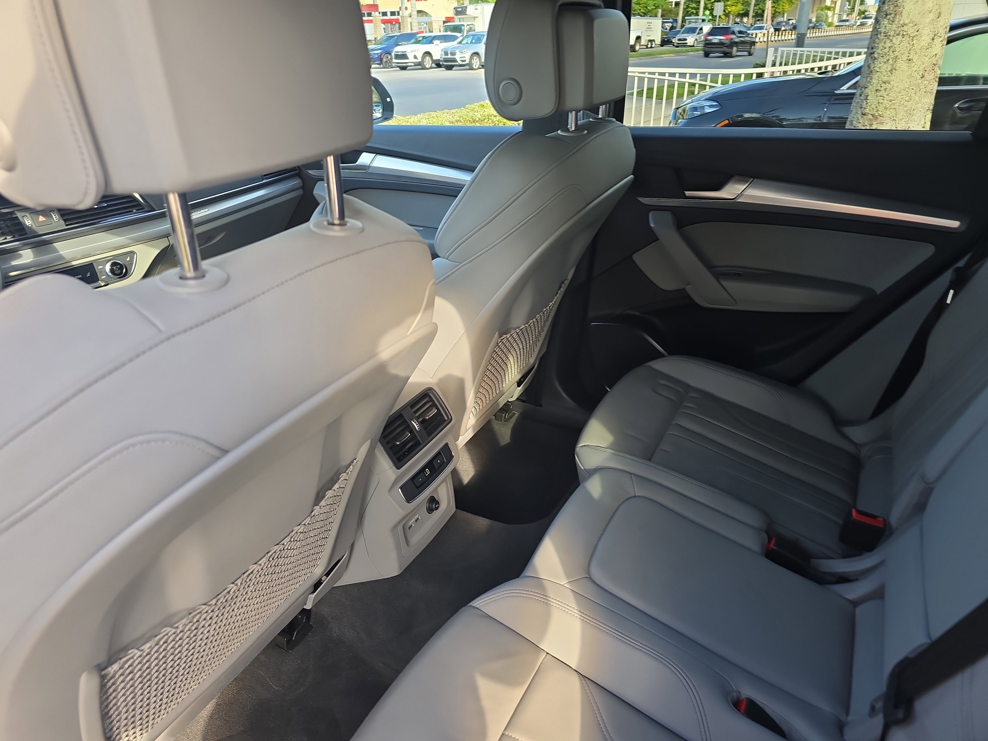 Used 2025 Audi Q5 2.0T Premium image 15