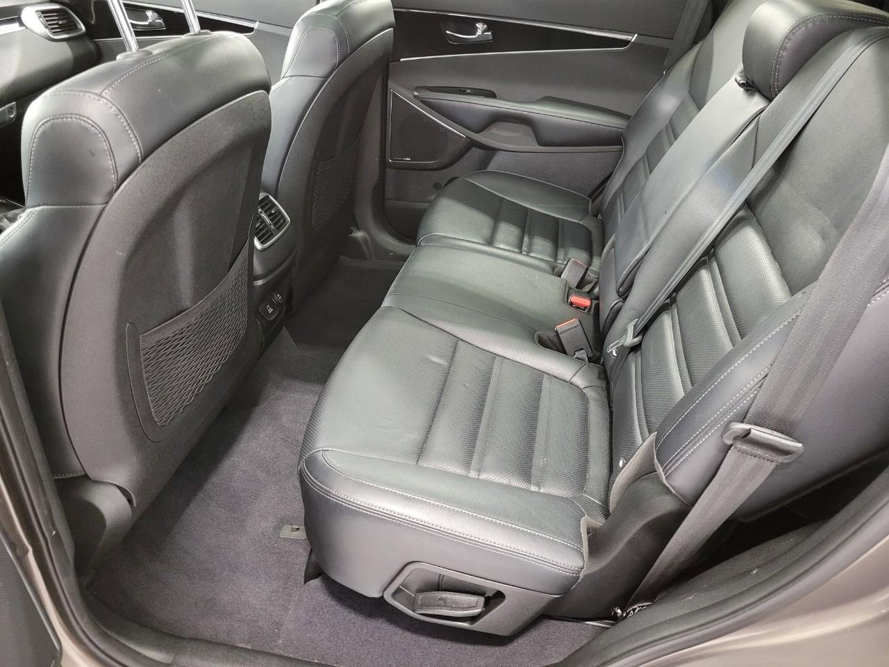 Used 2019 Kia Sorento SX w/ SX Touring Package image 21