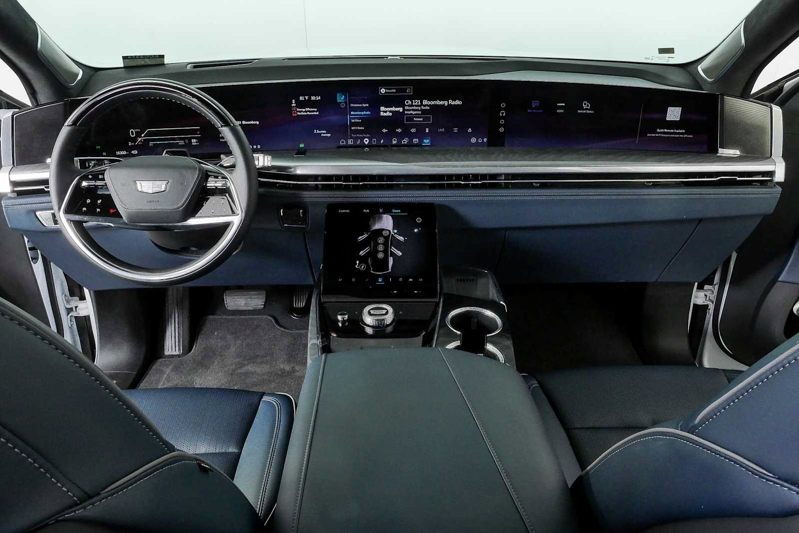 Certified 2025 Cadillac Escalade IQ Luxury 2 w/ LPO, Premium Carpet Package AWD/4WD image 23