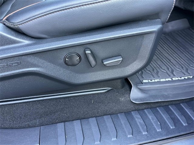 Used 2025 Ford F350 Lariat w/ Lariat Ultimate Package image 26