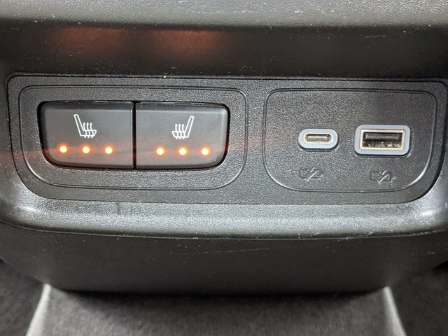 Used 2022 Cadillac XT4 Sport w/ Comfort Package FWD image 19