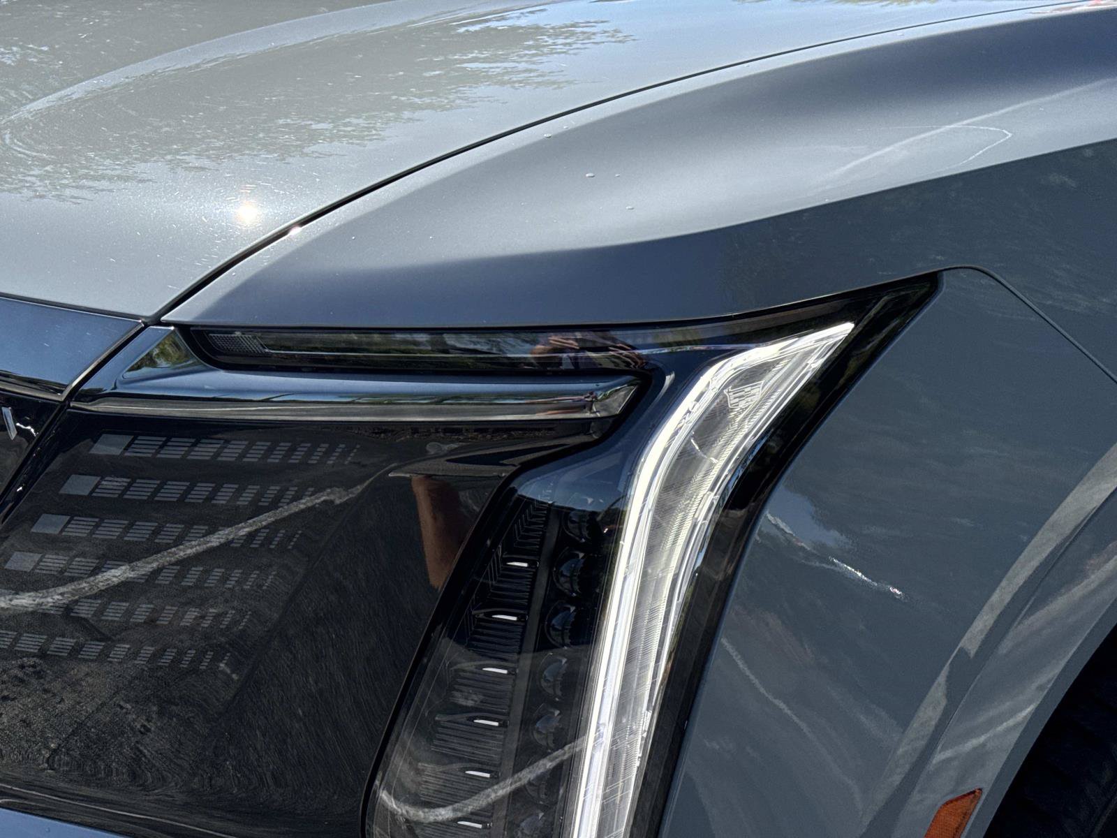 Used 2026 Cadillac Escalade IQL Sport 1 AWD/4WD image 9