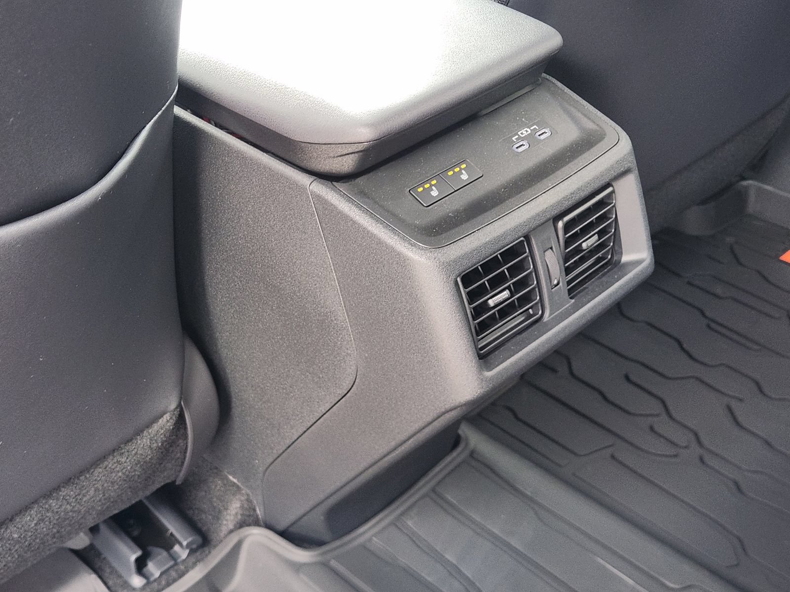 New 2026 Toyota bZ Woodland AWD/4WD image 27