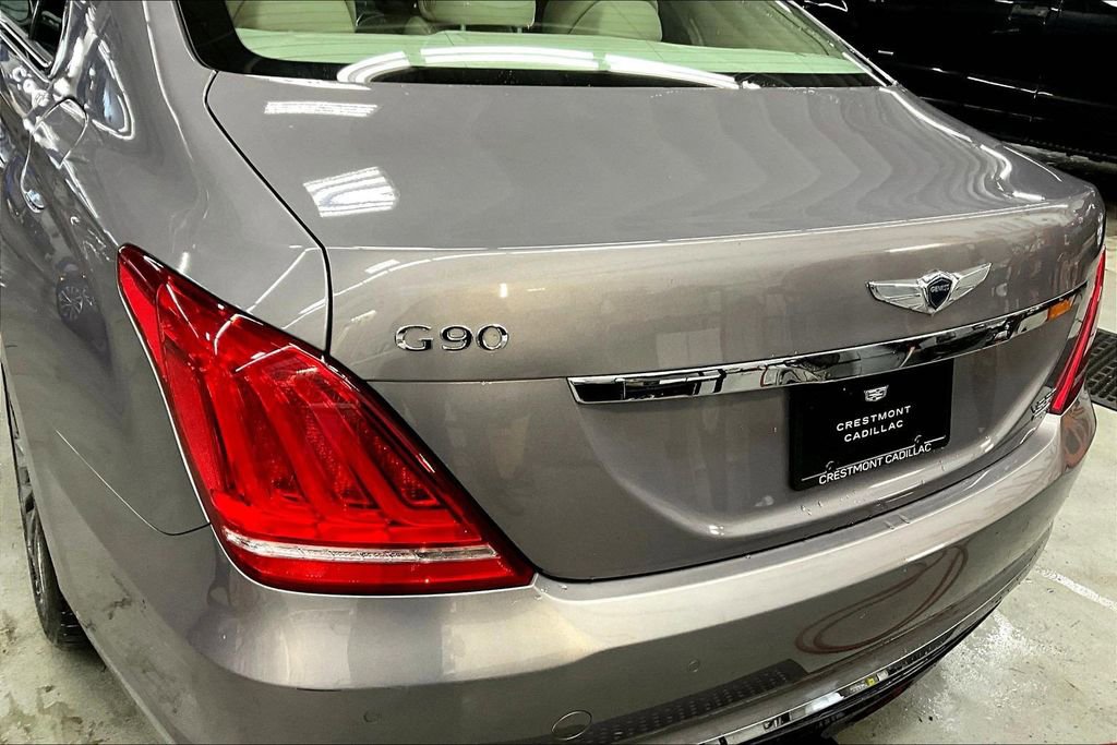 Used 2018 Genesis G90 3.3T Premium image 24