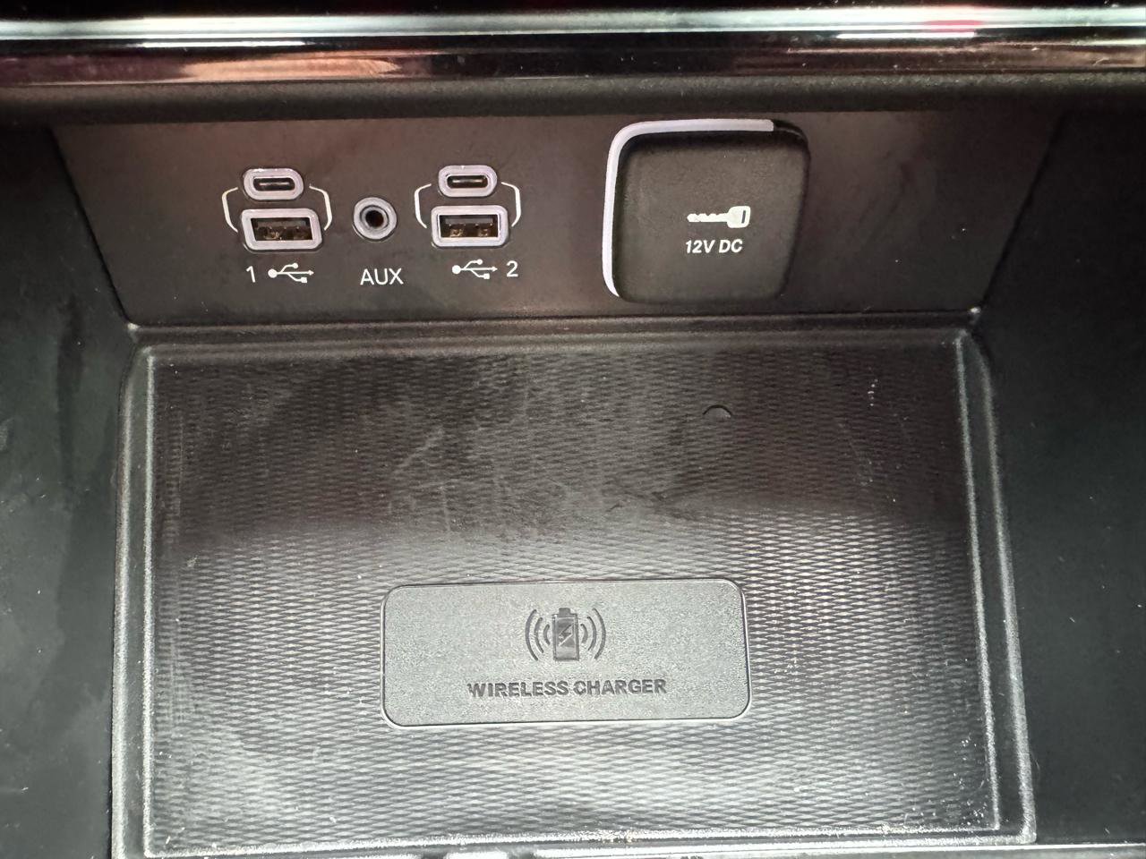 Used 2024 Jeep Grand Cherokee Altitude image 24