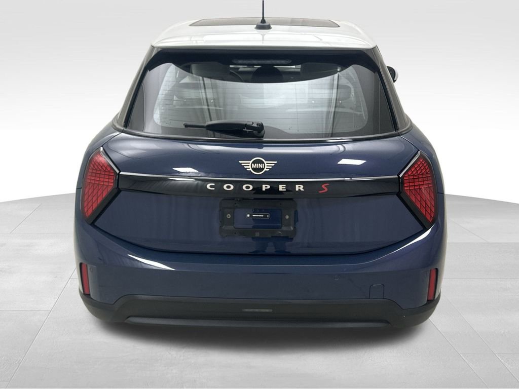 Certified 2025 MINI Cooper S image 8