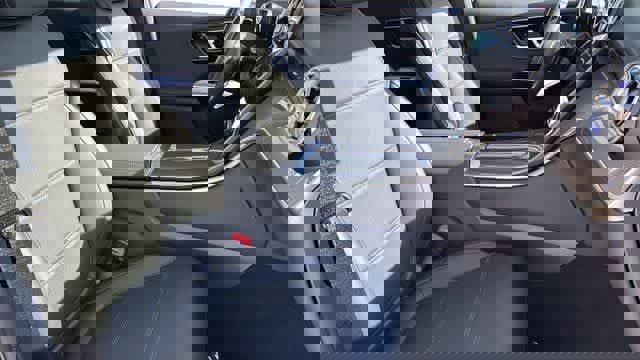 Certified 2025 Mercedes-Benz GLC 300 4MATIC image 34