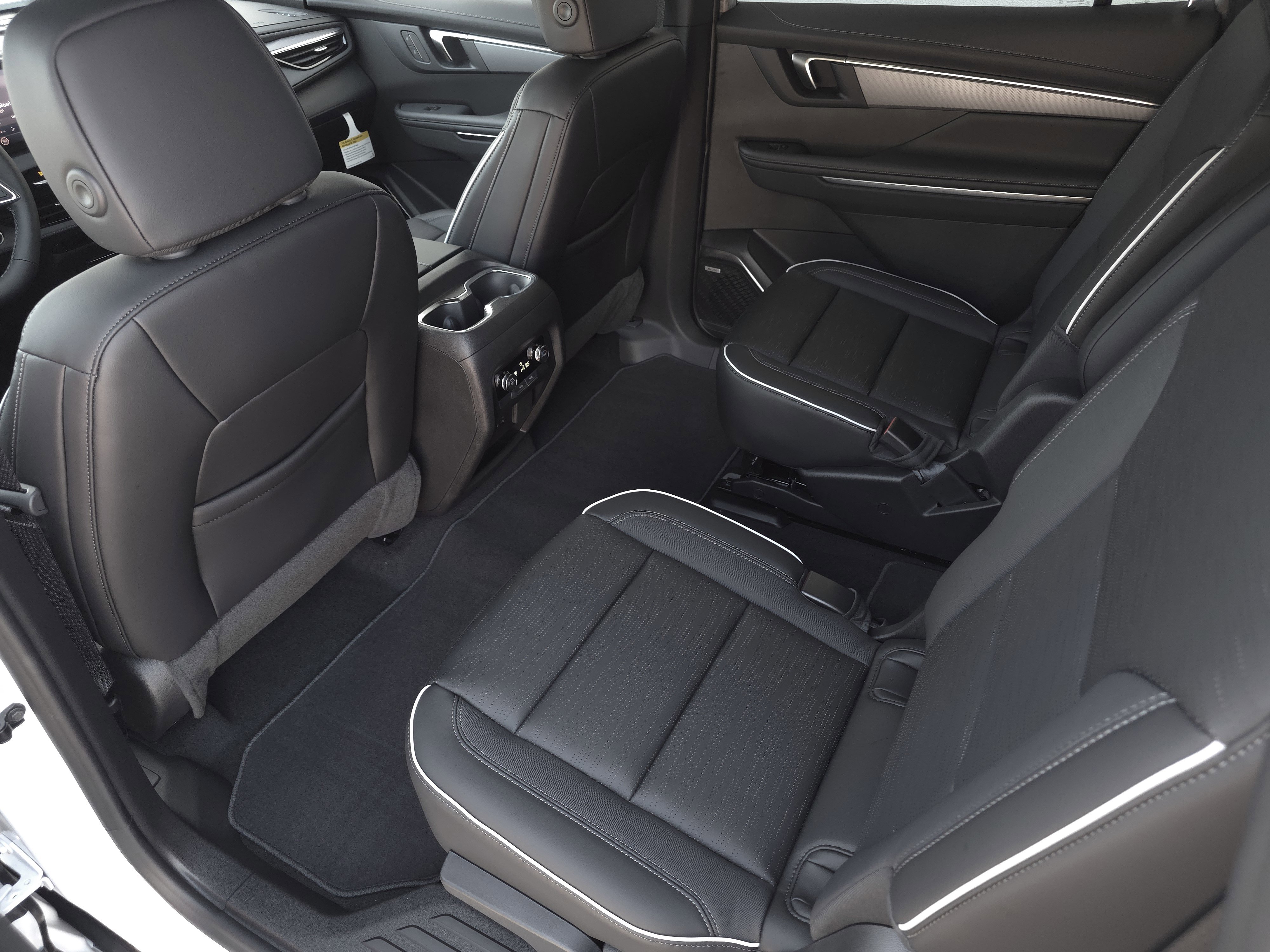 New 2026 Buick Enclave Sport Touring w/ Power Package FWD image 33