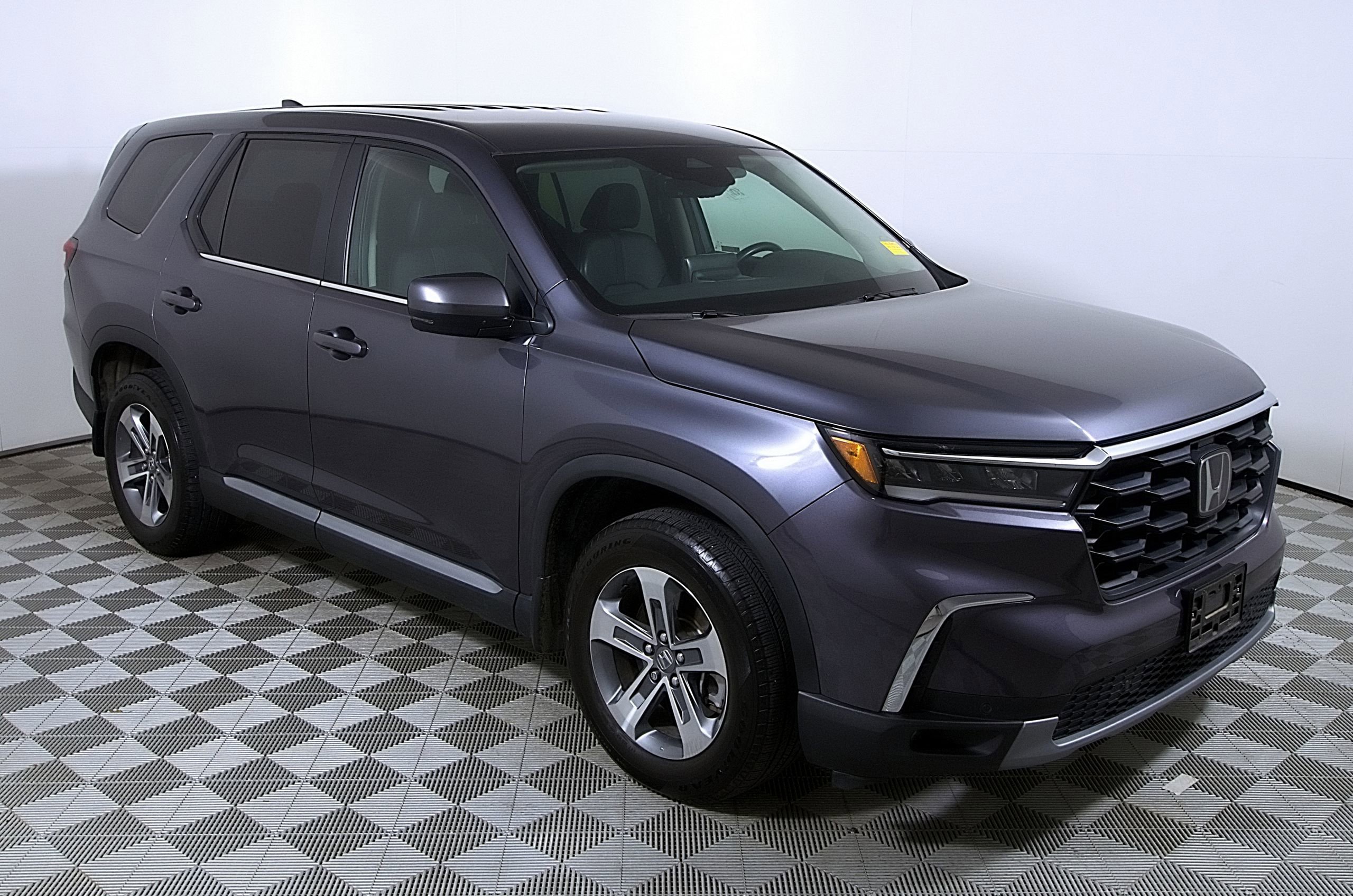 Used 2023 Honda Pilot EX-L image 6