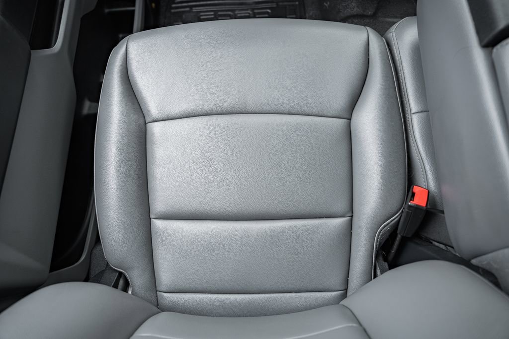 Used 2024 Ford F250 XL w/ Snow Plow Prep Package image 33