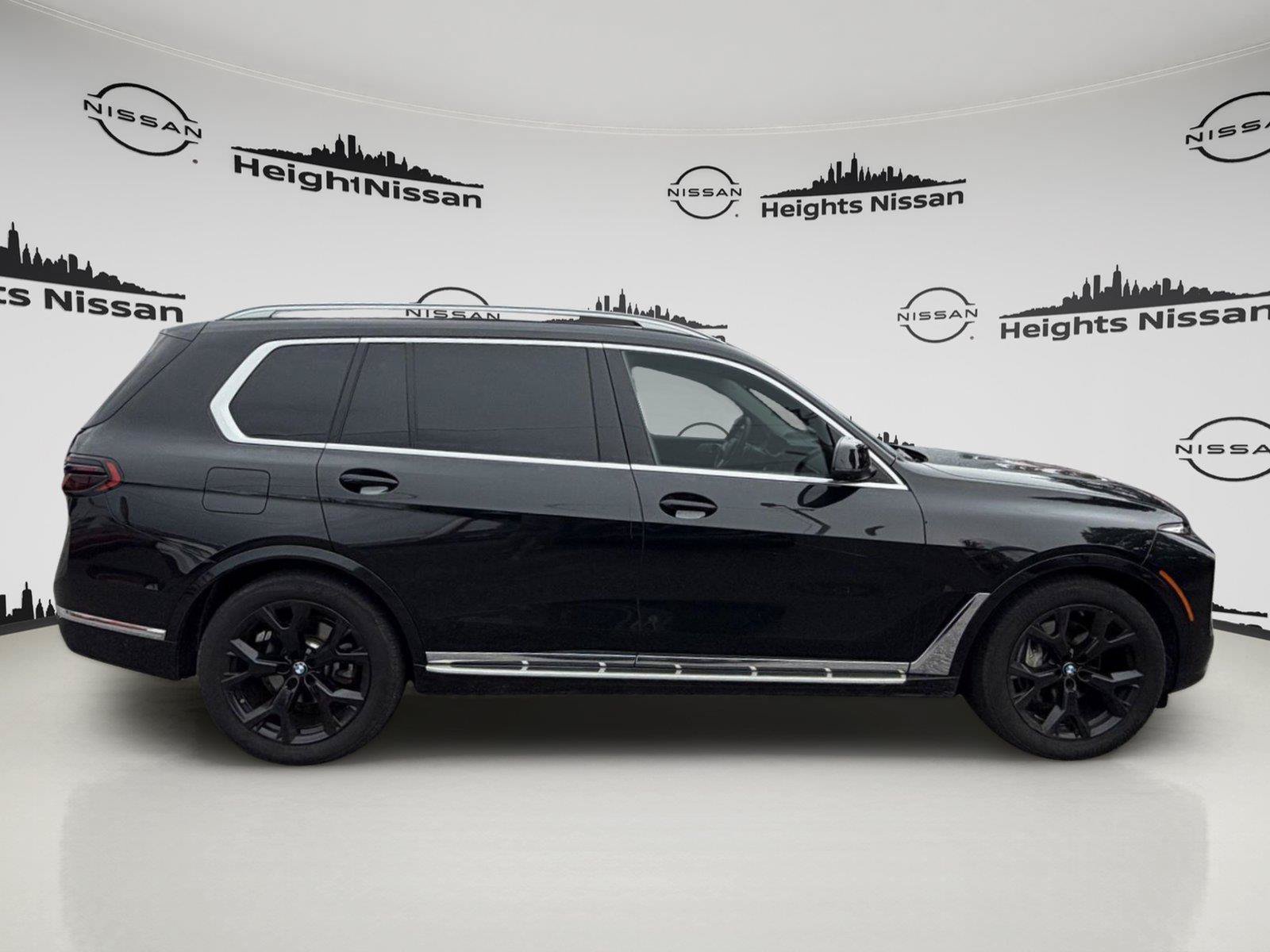 Used 2026 BMW X7 xDrive40i AWD/4WD image 6