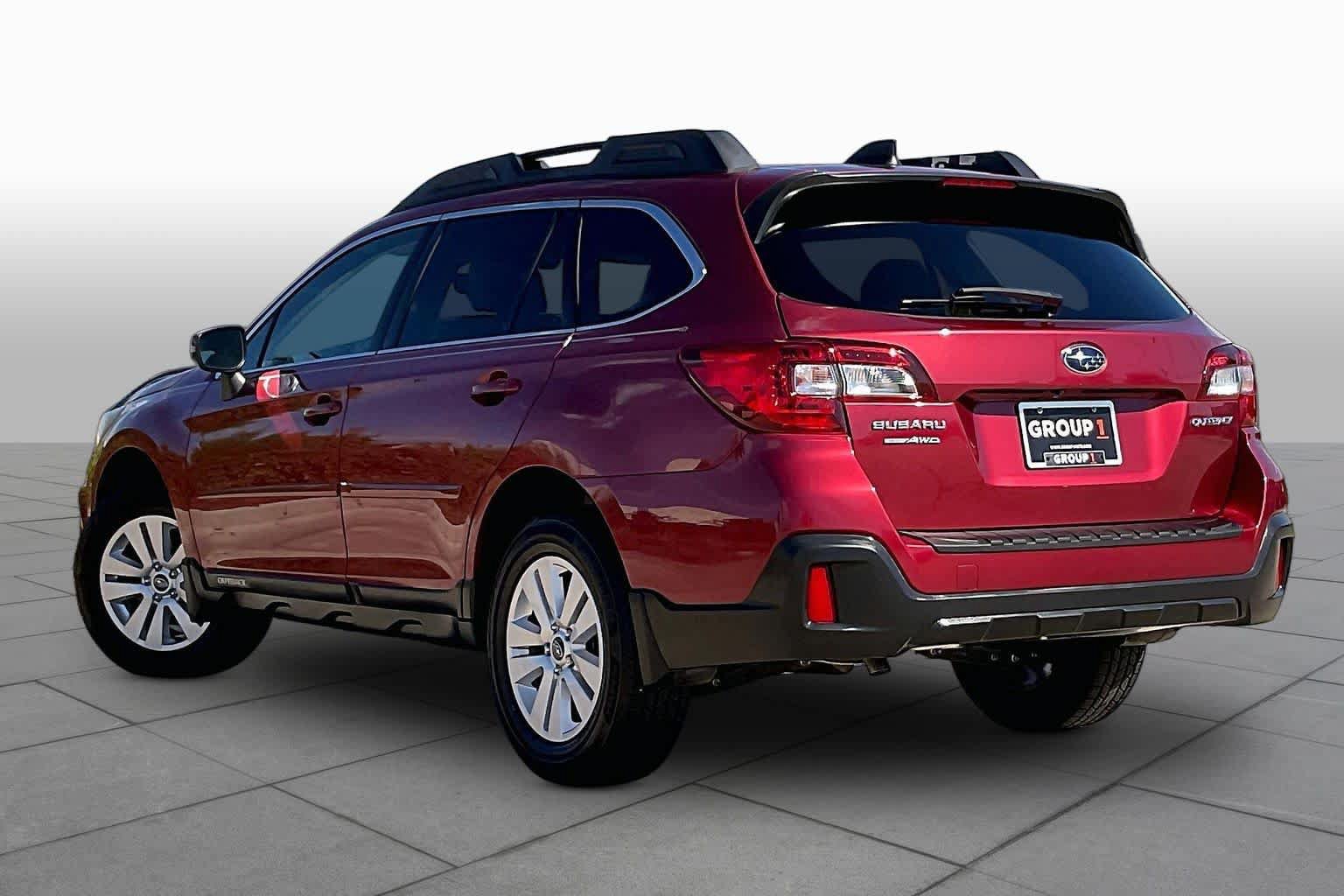 Used 2018 Subaru Outback 2.5i Premium AWD/4WD image 10