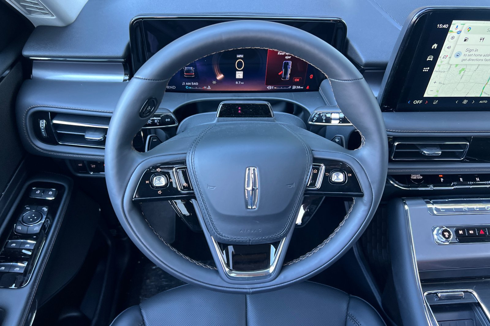 New 2026 Lincoln Aviator AWD w/ Jet Appearance Package image 11