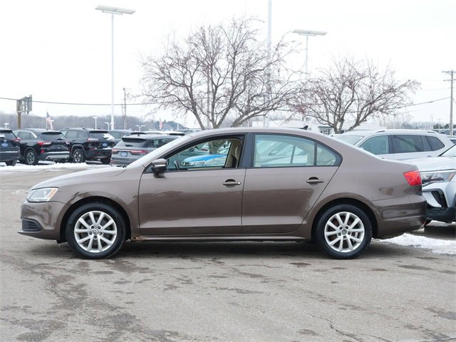 Used 2011 Volkswagen Jetta SE image 4