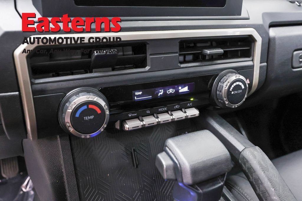 Used 2024 Toyota Tacoma SR RWD image 18