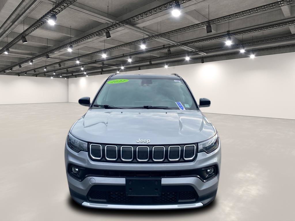 Used 2022 Jeep Compass Limited AWD/4WD image 2