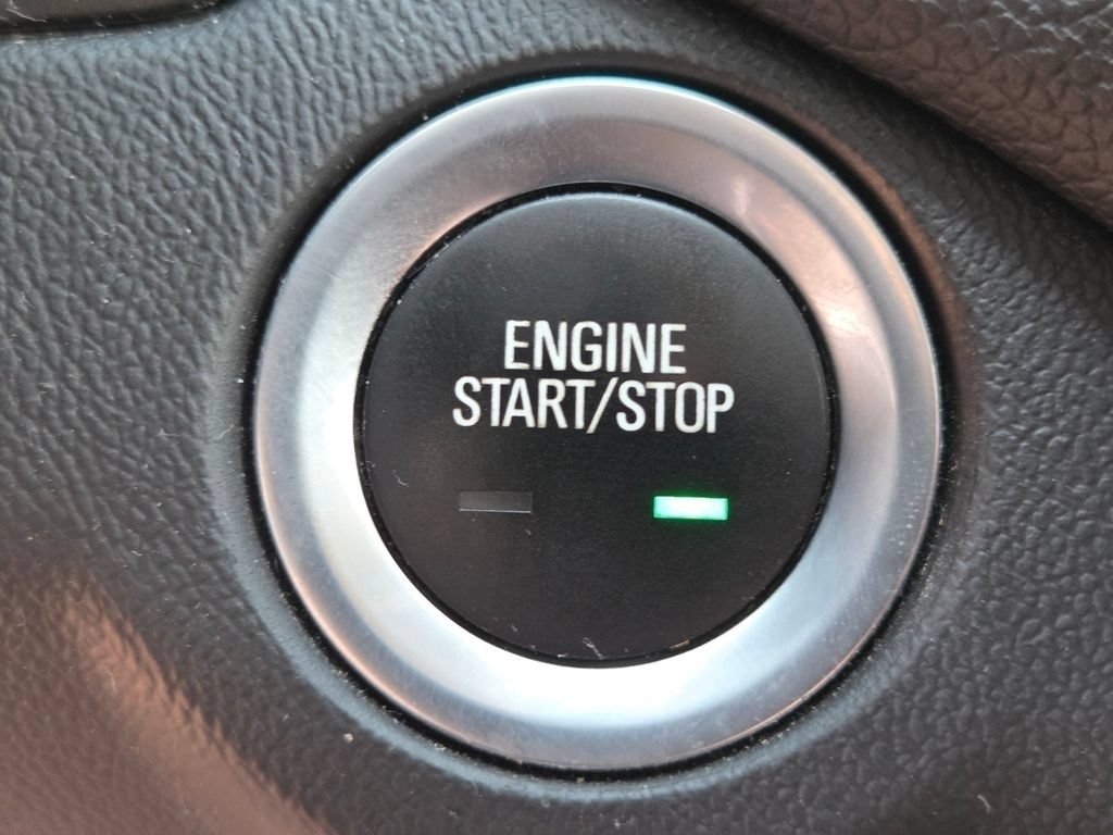 Used 2020 Chevrolet Equinox LT AWD/4WD image 33