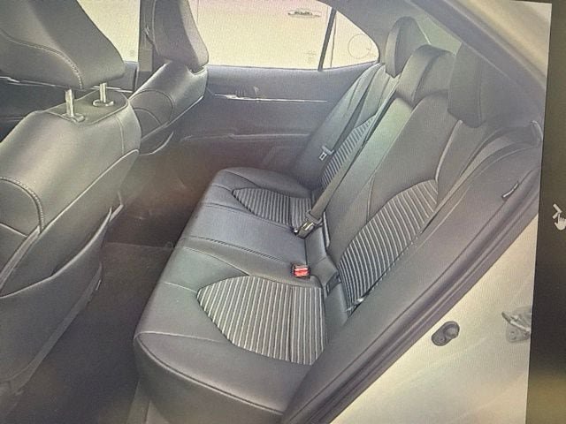 Used 2023 Toyota Camry SE AWD/4WD image 7