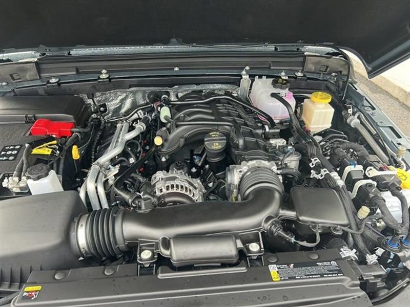 New 2025 Jeep Gladiator Willys AWD/4WD image 25