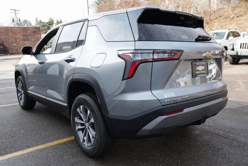 New 2026 Chevrolet Equinox LT w/ Convenience Package II image 3