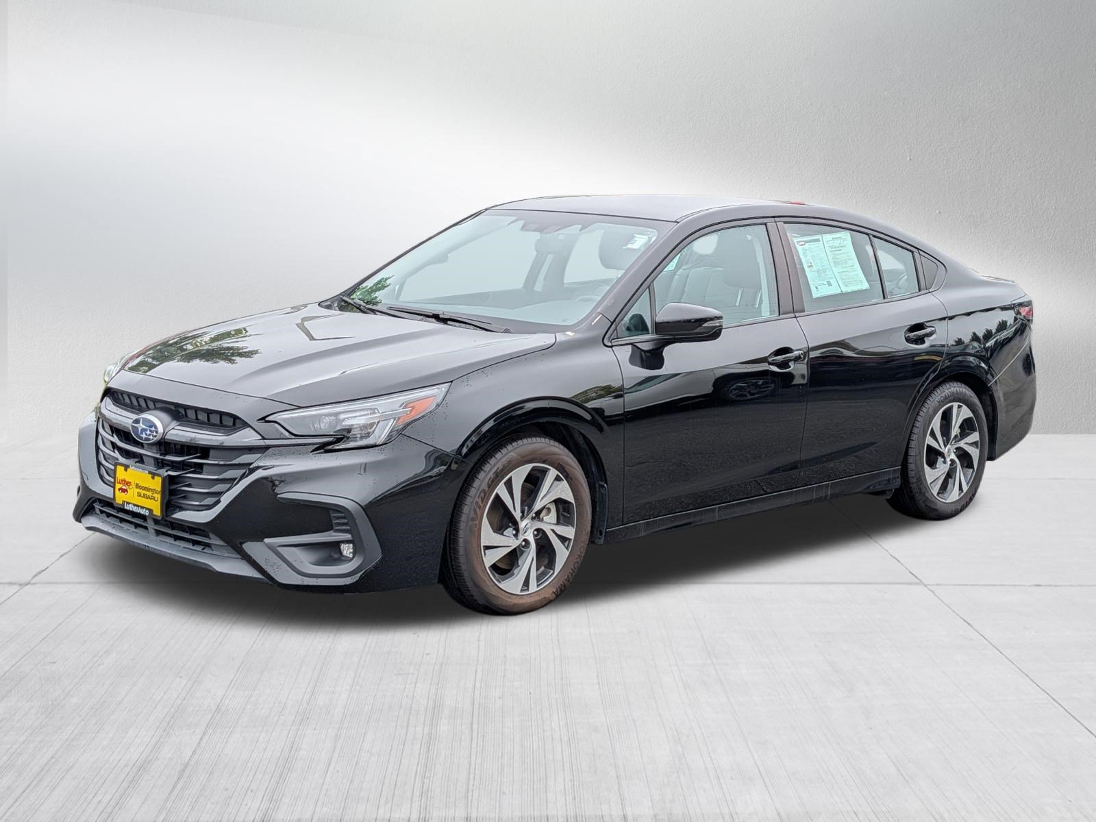 Used 2025 Subaru Legacy Premium AWD/4WD image 3