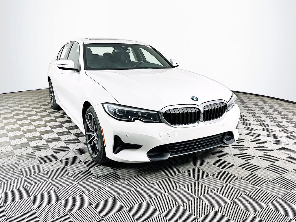 Used 2019 BMW 330i xDrive Sedan w/ Convenience Package image 2