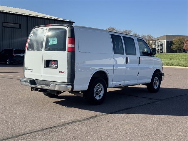 Used 2013 GMC Savana 2500 RWD image 5