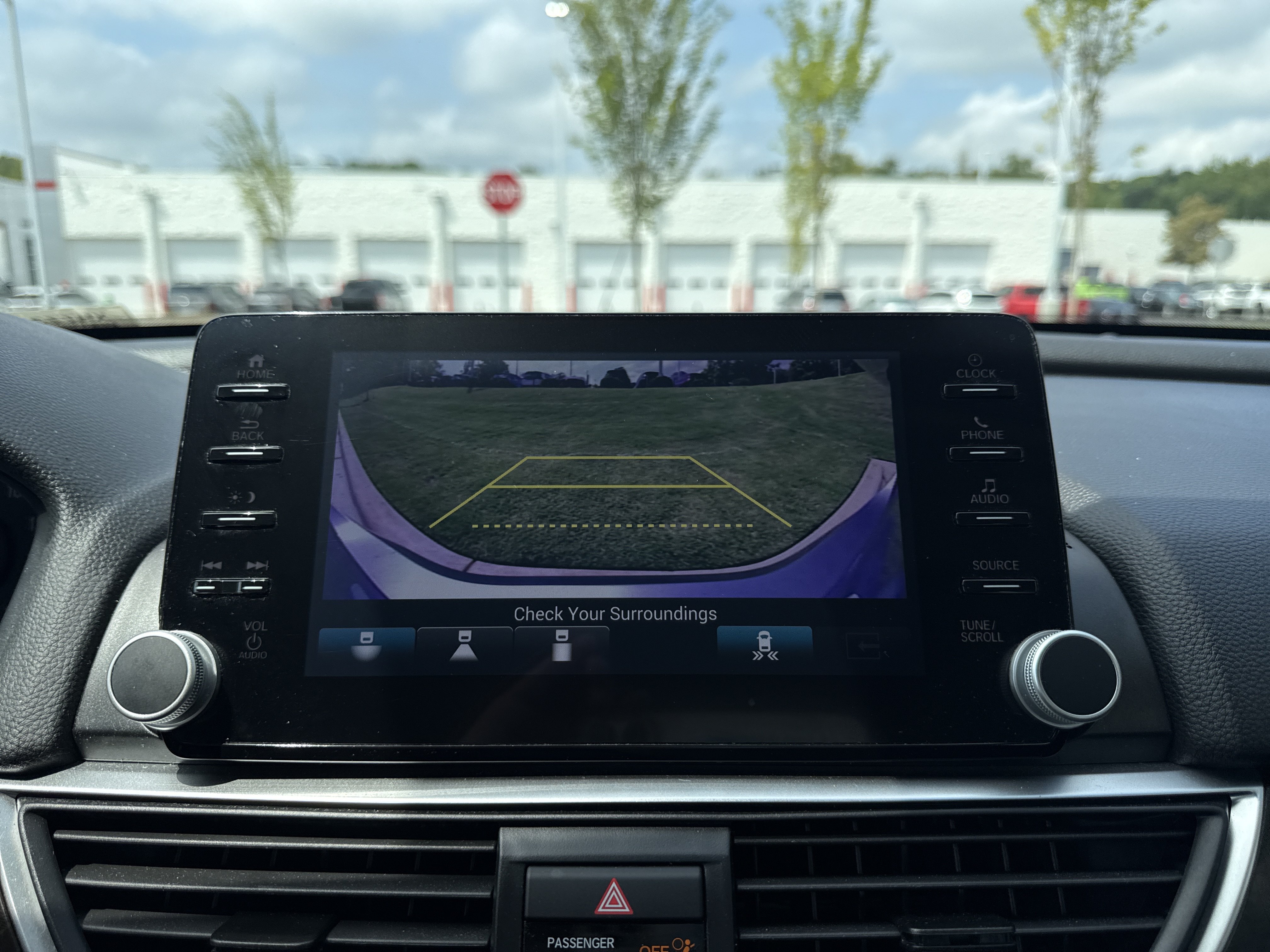 Used 2022 Honda Accord EX-L image 25