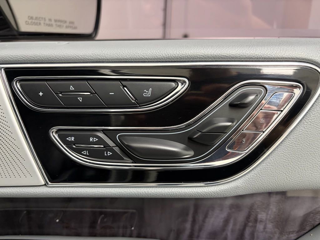 Used 2019 Lincoln Navigator Reserve AWD/4WD image 49