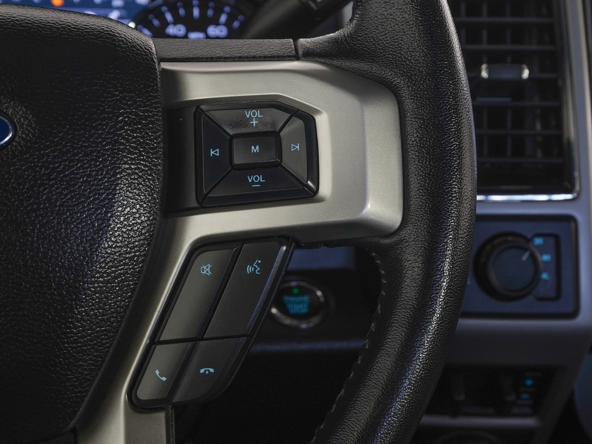 Used 2020 Ford F350 Lariat image 21