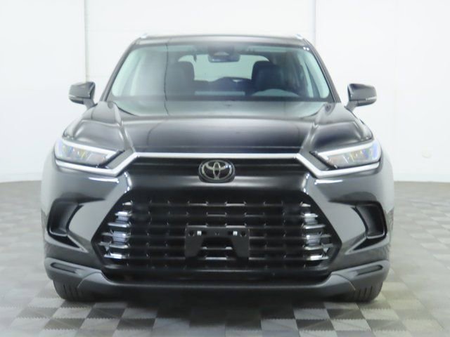 Used 2025 Toyota Grand Highlander FWD image 2